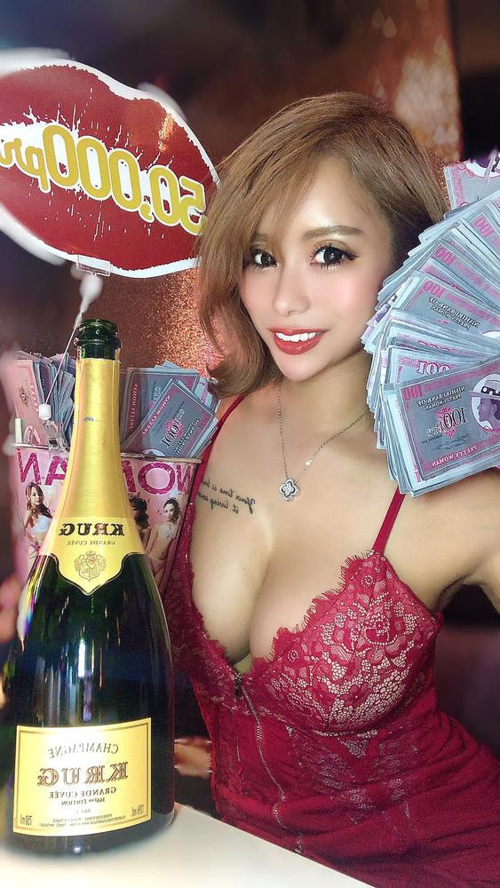 指名される人気嬢はこんな人