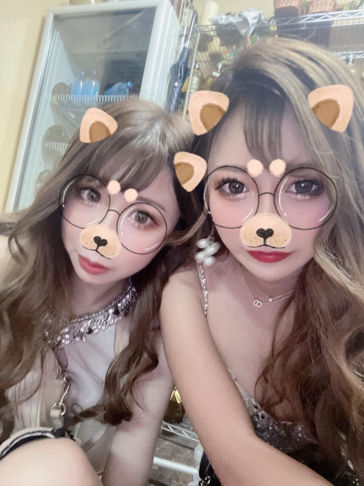 ︎︎（◜𖥦◝ ）♥️