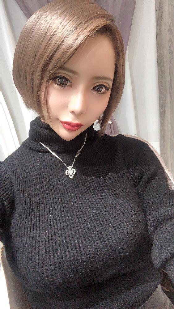 噂の同居人について