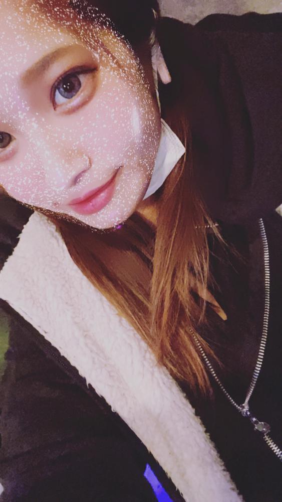 今日出勤しております👍