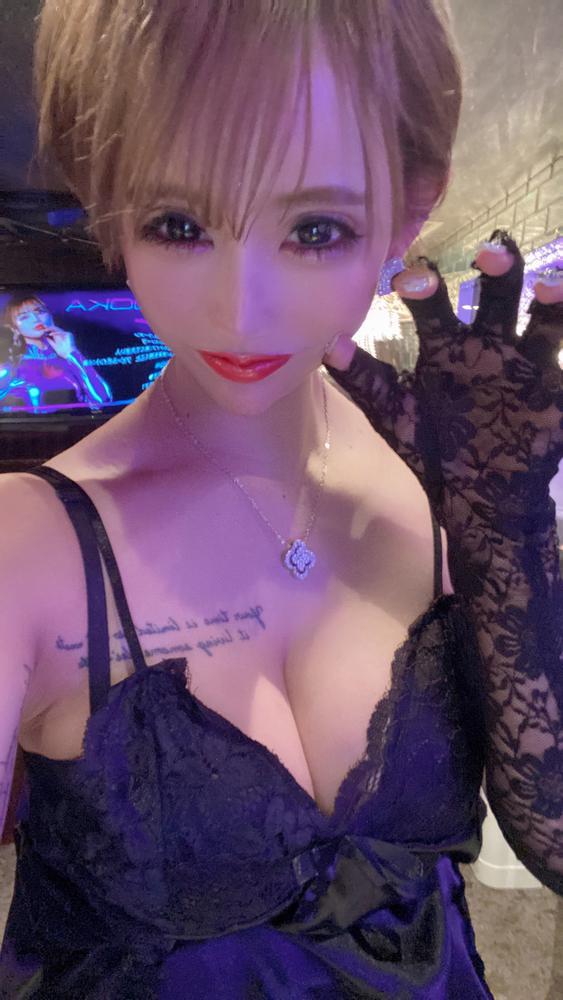 ガーターベルトの中は〇〇