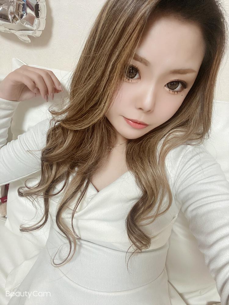 おはようございます！出勤してます！