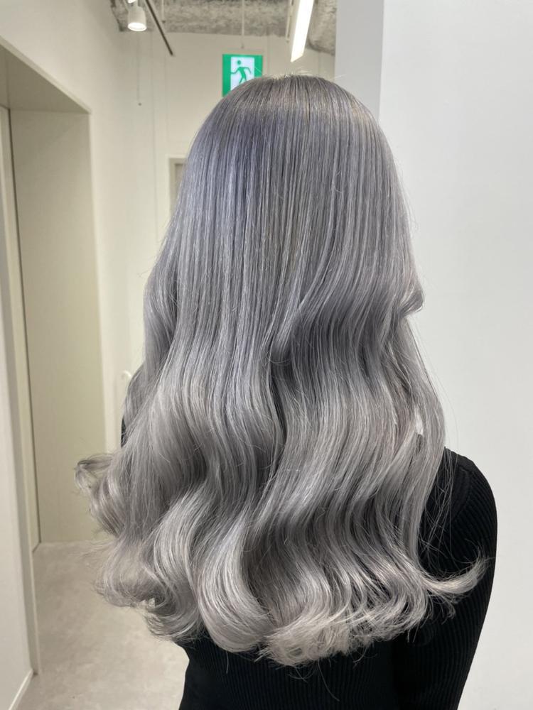 本日も出勤です🖤