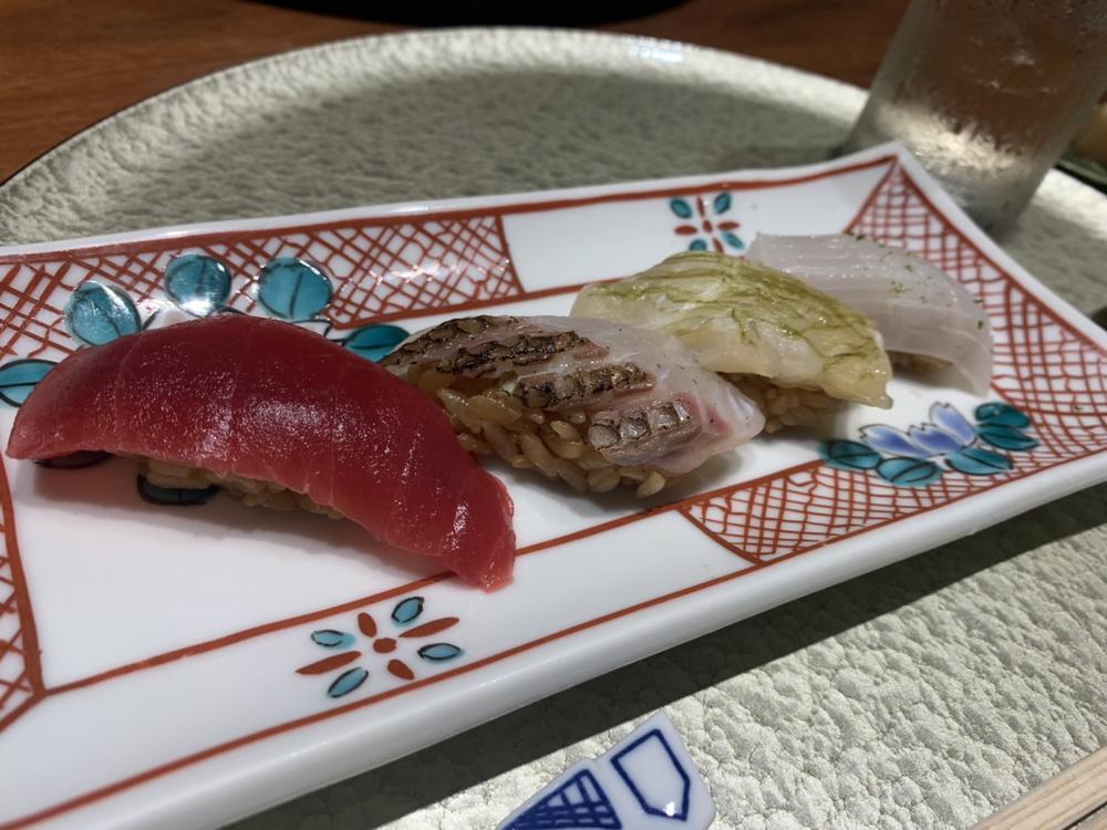 🍣