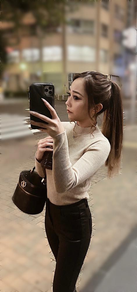 今日はレッスンの後に    周年イベントの始まりを  パフォーマーの皆さんが練習していて   いつもと違う曲と演出で  めちゃめちゃ興奮しました︎☝︎( '-' ︎☝︎ )❤️    盛り上がる楽しい絶対🥰    10月.12/13/14日  みなさんPrettywoman集合☝🏻👙💚💗