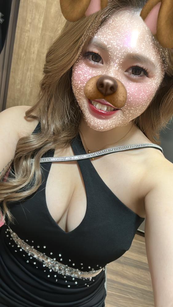 今日も出勤します🙆‍♀️        明日は休みなので  今日あそびにきてください🥺🫶