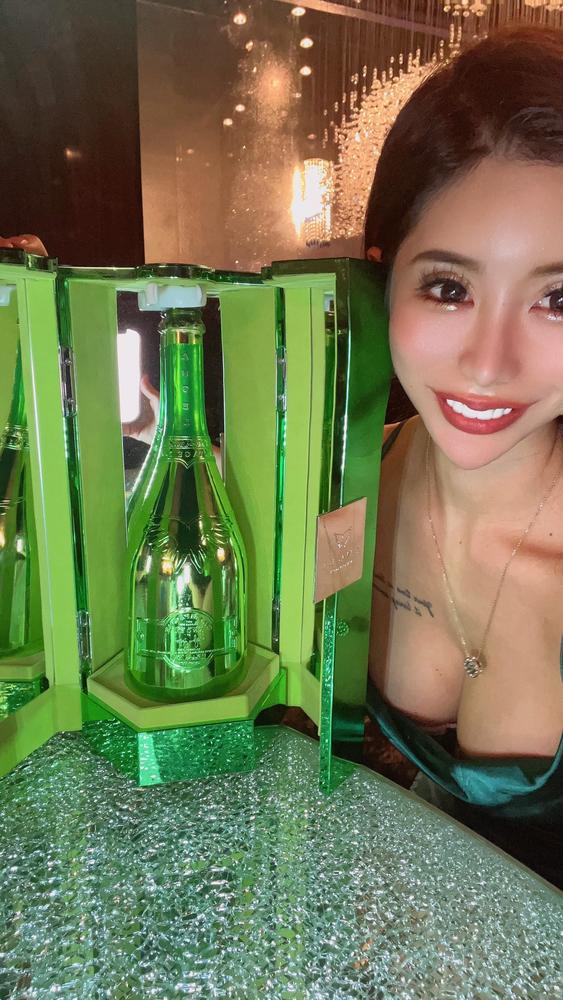 お客様に◯◯したら泣かされた話