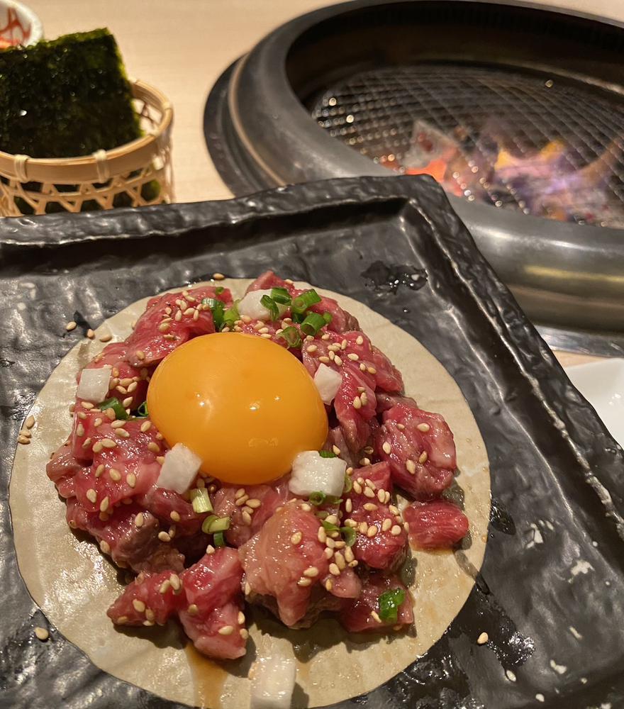 ユッケだいすきまん