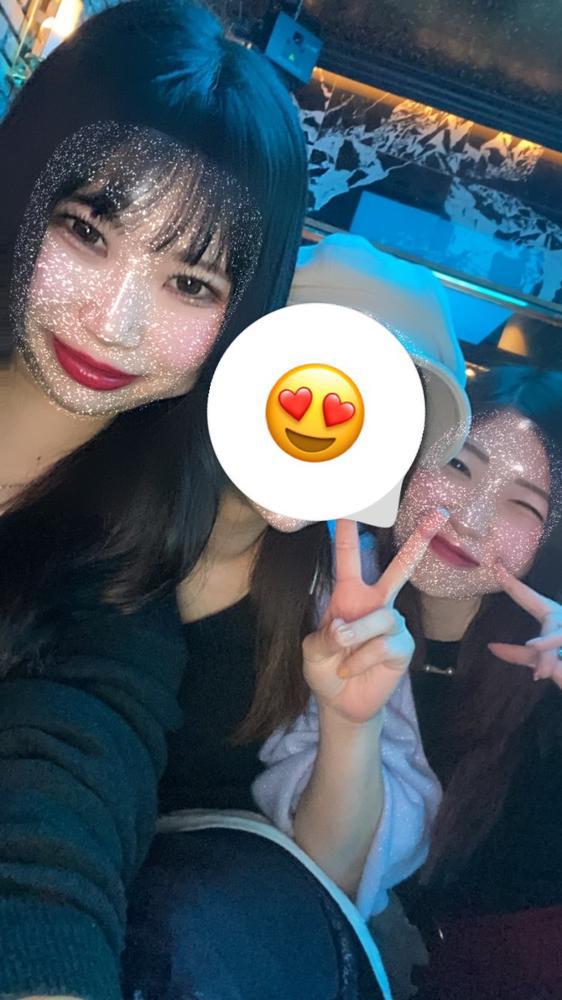 ゆみちゃんとみくちゃんと 飲みに行ったときの♡  めっちゃ楽しかったなぁ🙈  久しぶりにプライベートで がっつり酔って 所々記憶ないけど🥹  最近みんなと飲みに行く機会 増えてほんとに楽しいし 嬉しい(*´∀｀)  次こそはももかちゃんもー🥰    .