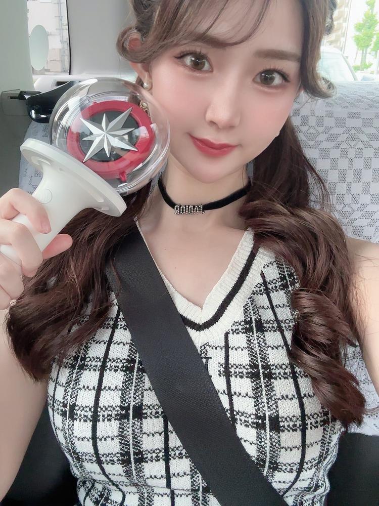 #4 インスタで女の子から質問が来ると嬉しすぎて飛ぶ