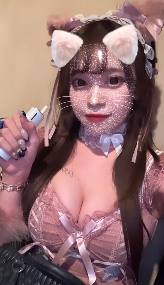 明日おやすみです