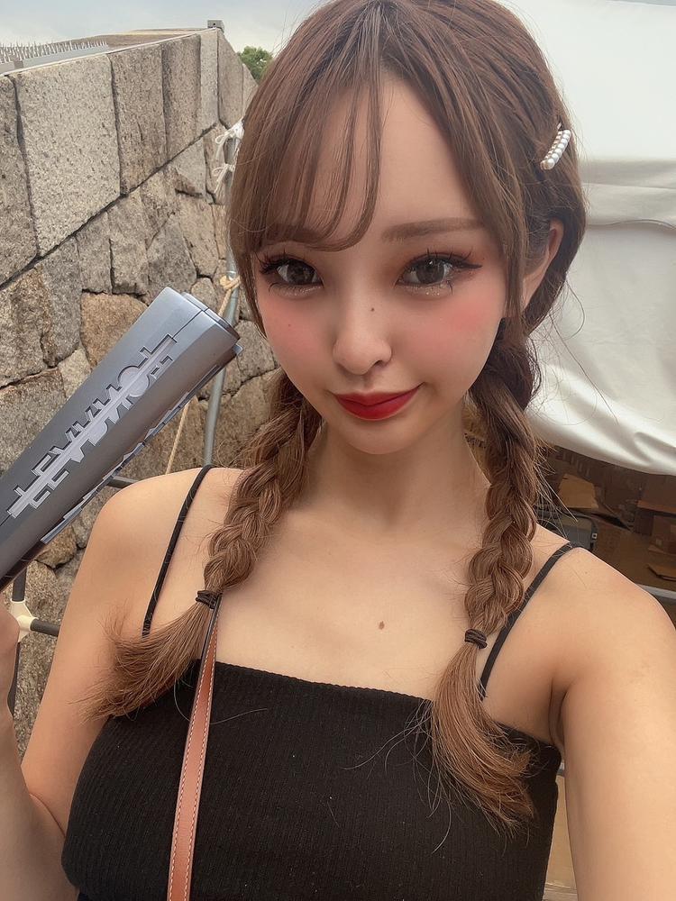 出勤してます🐝🧡