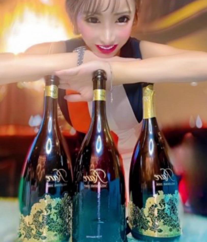 お姫様になれるシャンパンは◯◯◯