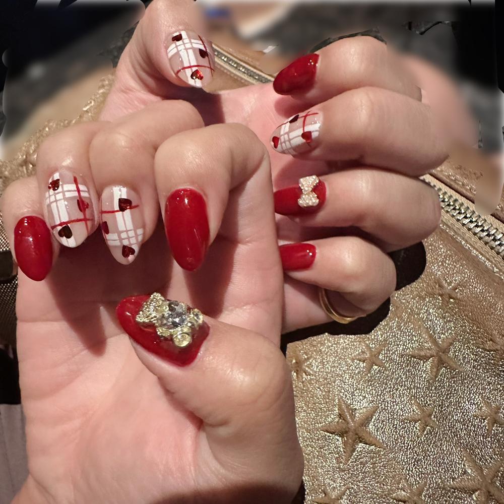 呼ばれて飛び出ます