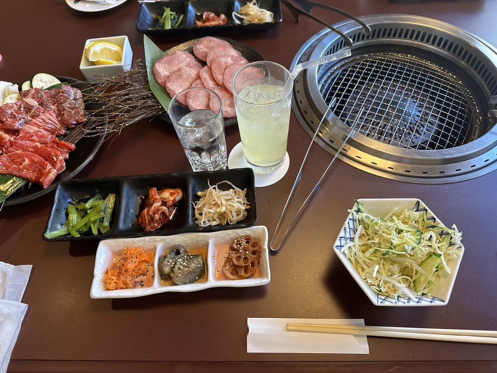 🌟🌟𝐺𝑜𝑜𝑑 𝑚𝑜𝑟𝑛𝑖𝑛𝑔🌟🌟  焼肉ランチ行ってきた🍖  忘年会シーズンよろしくお願い致します🥺🙏