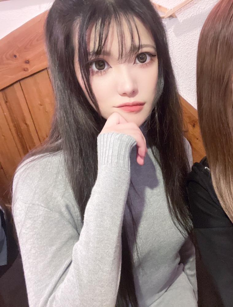 出勤してます🦋🦋