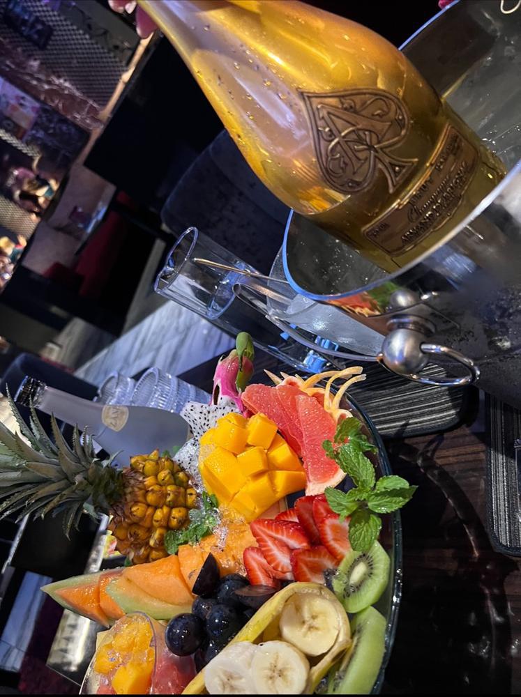 21時〜ラスト🍷土曜日