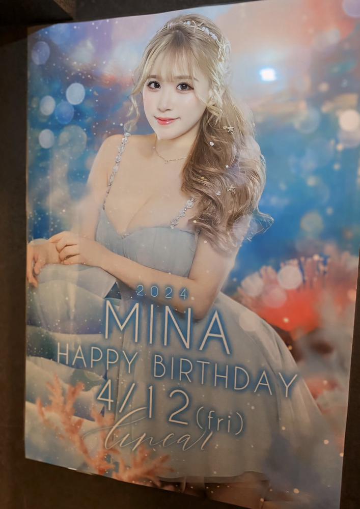 壁にかわいいポスターが⁈❤️