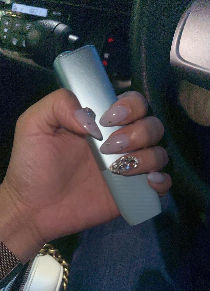 月曜日は休み率高いんだ