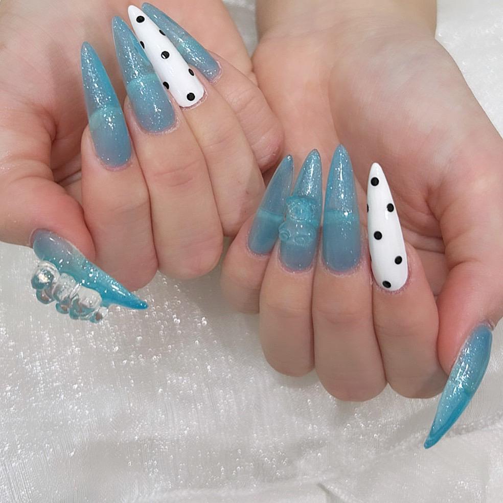 しゅっきーん！♡