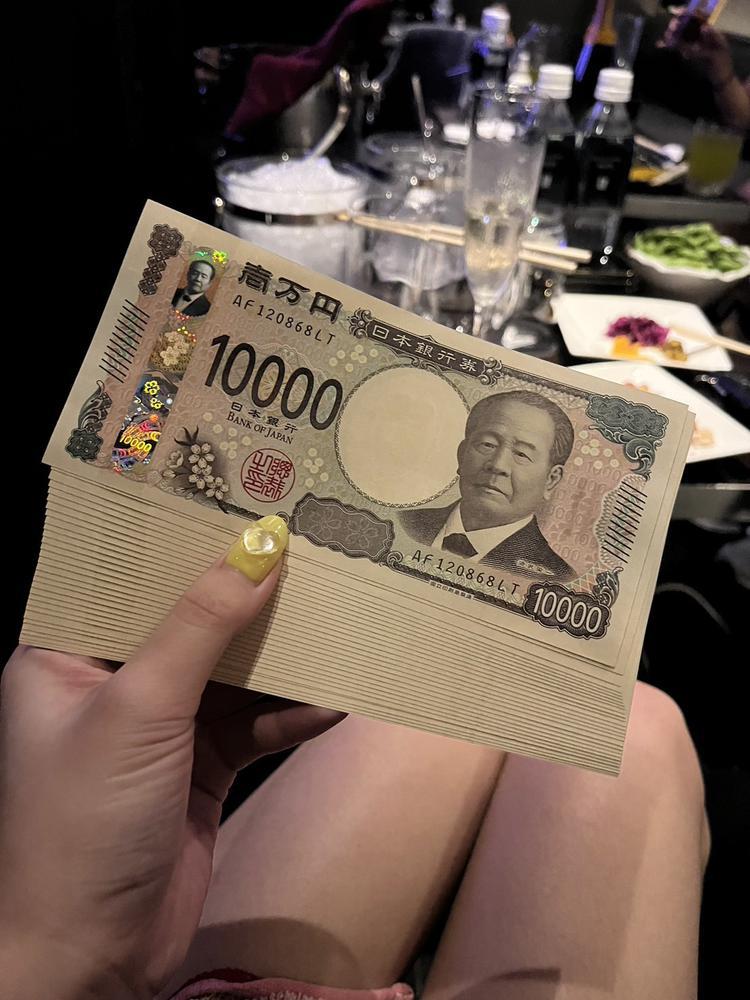 新札💵✨