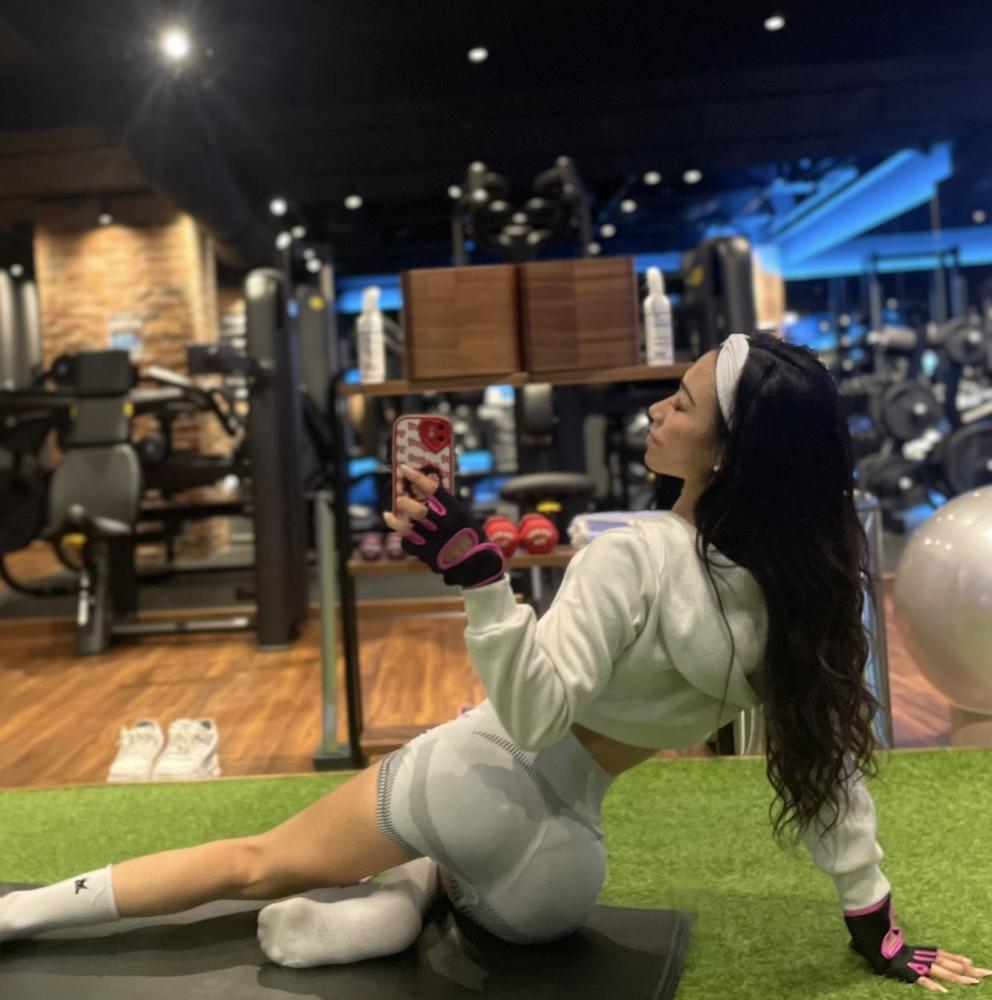 今日さあ満月らしいよ