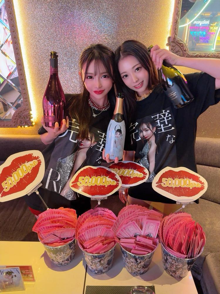 ミーティング終わって出勤ですっ