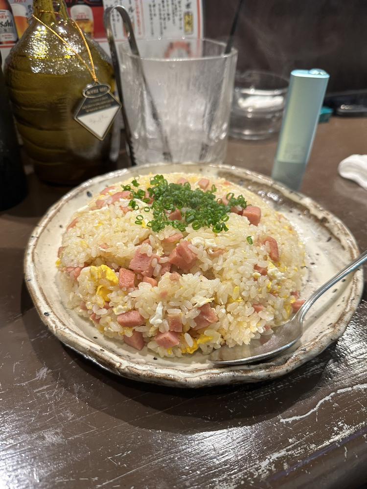 山盛りチャーハン