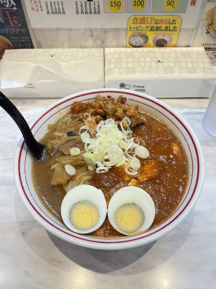 こんにちは！みゆです！！                     この前初めて中本食べに行きました〜🌶🔥