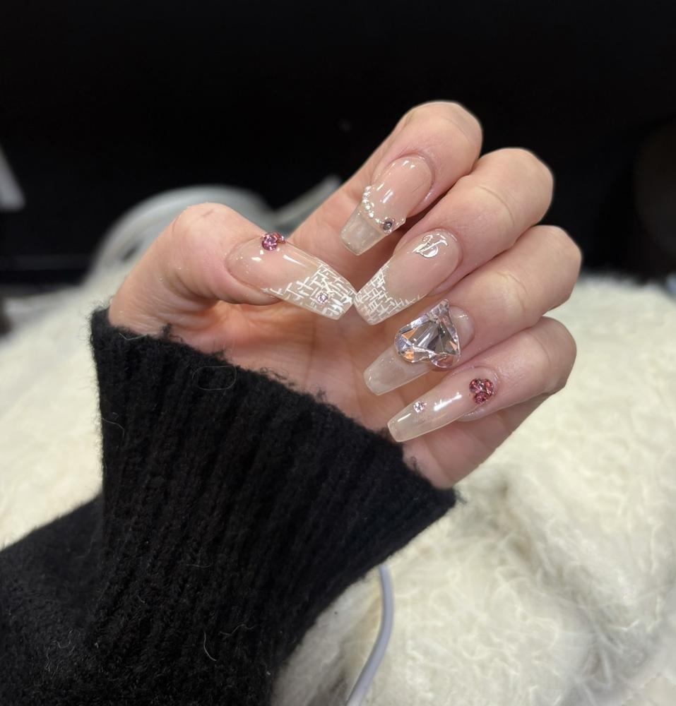 にゅーねいる‎🤍