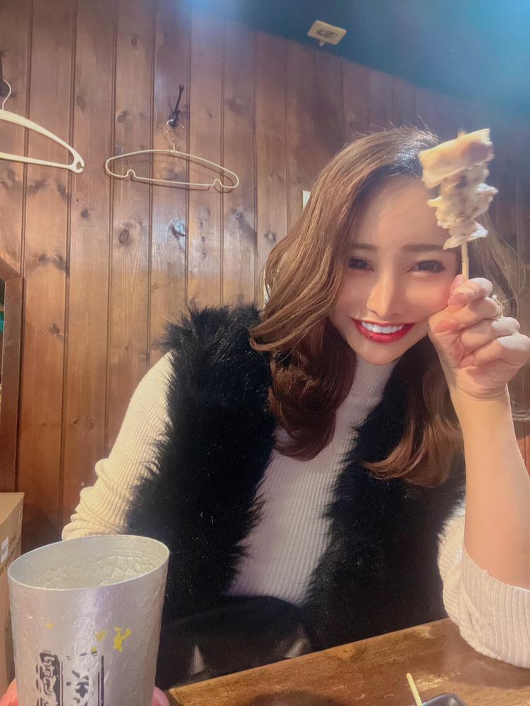 TikTok配信で◯◯◯万稼ぐキャバ嬢