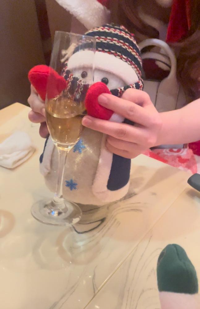 こんばんは！みゆです！！                                                                                            クリスマス終わっちゃいましたね🥲🥲                           今年のクリスマスのお気に入りの写真！📸