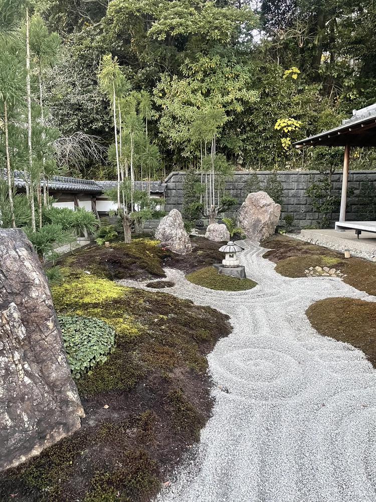 ♡ ••┈┈┈┈┈┈┈┈•• ♡