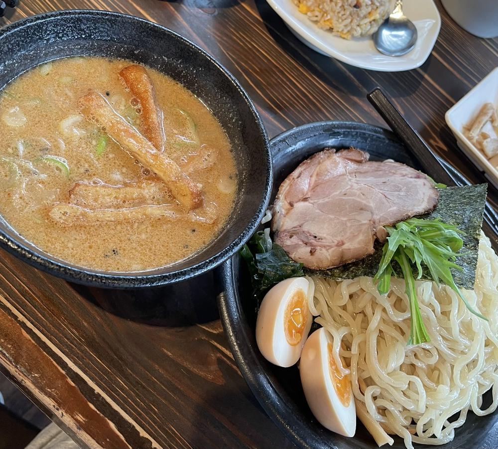 つけ麺たべたょ♡