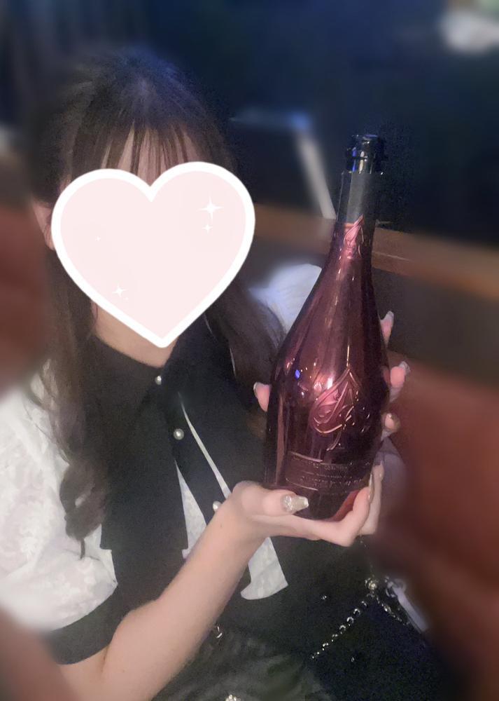 ♡ ••┈┈┈┈┈┈┈┈•• ♡