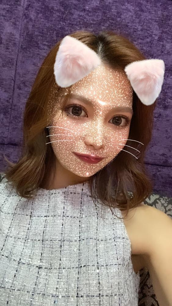 出勤してます🫠🤍