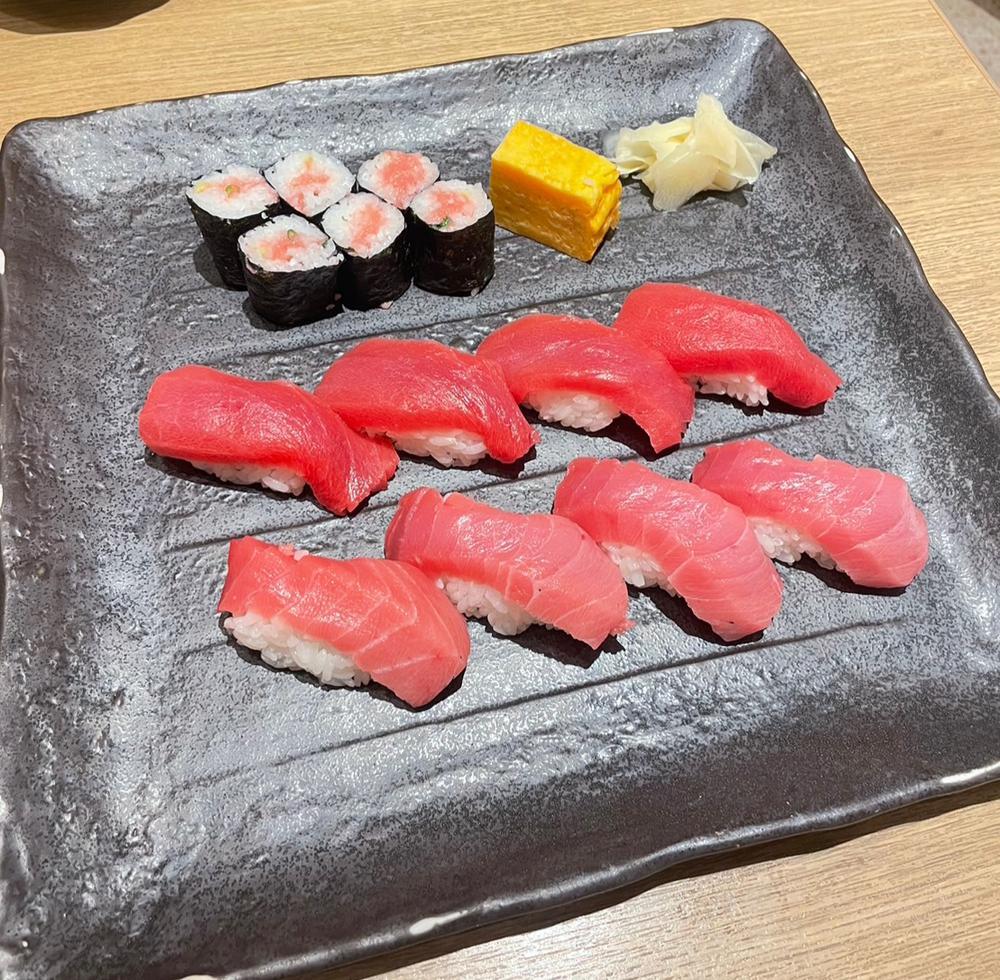 ♡ ••┈┈┈┈┈┈┈┈•• ♡