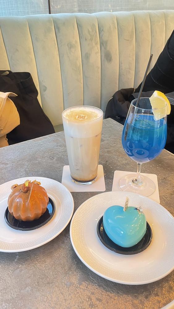 ♡ ••┈┈┈┈┈┈┈┈•• ♡