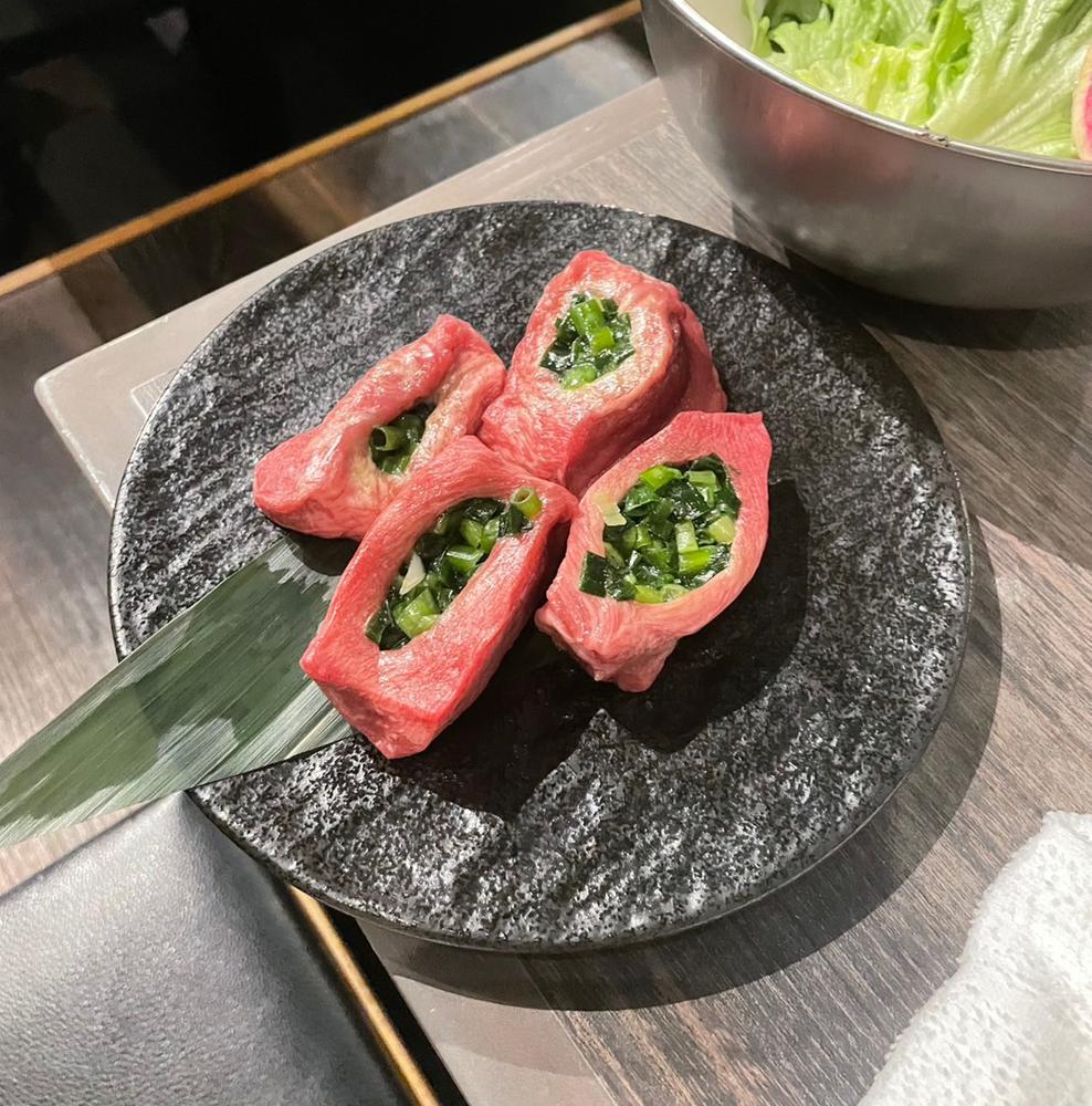 ♡ ••┈┈┈┈┈┈┈┈•• ♡