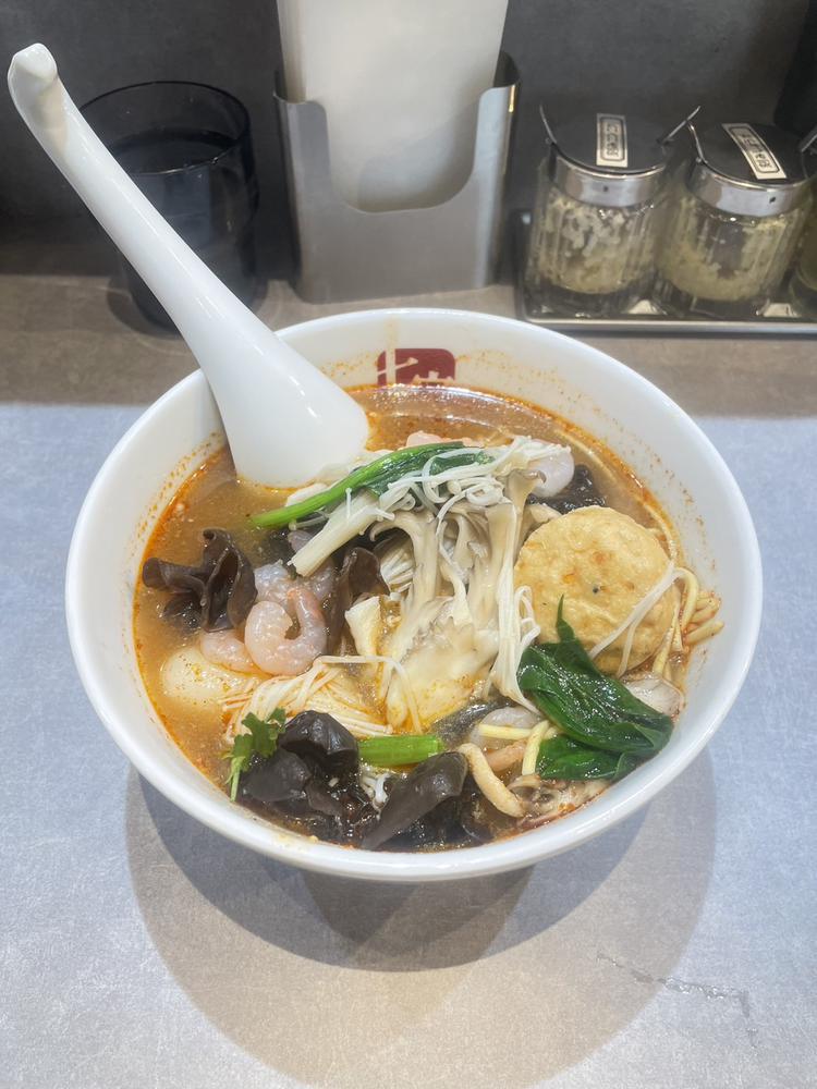 ♡ ••┈┈┈┈┈┈┈┈•• ♡