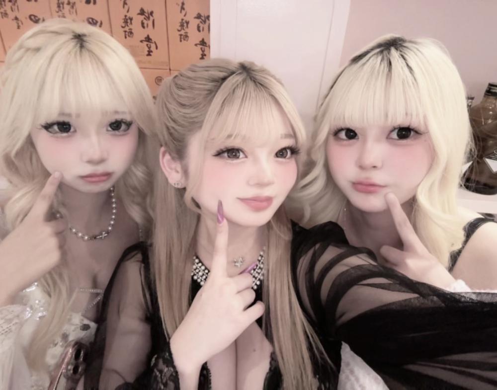 金髪トリオ👱‍♀️💕💕💕💕💕