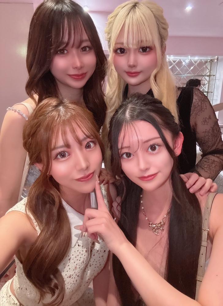 4人組⬆️⬆️⬆️