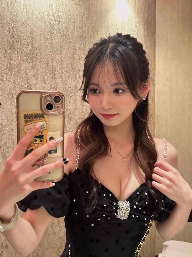 新しいドレス❤️❤️