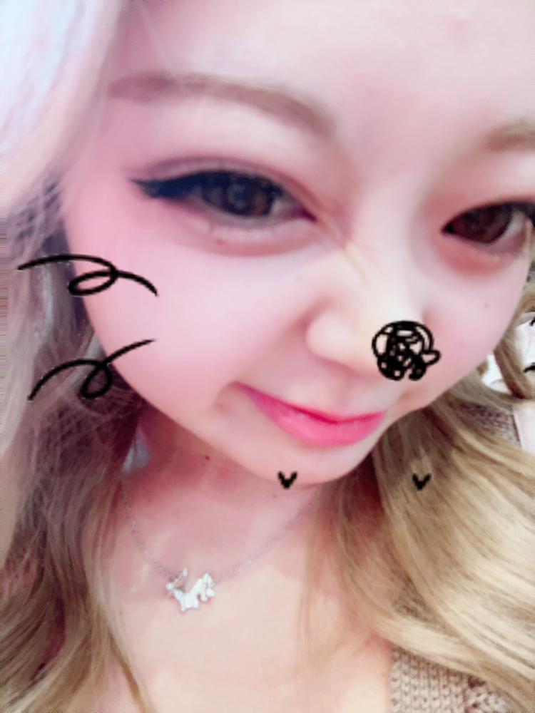 明日店休日です🙇‍♀️