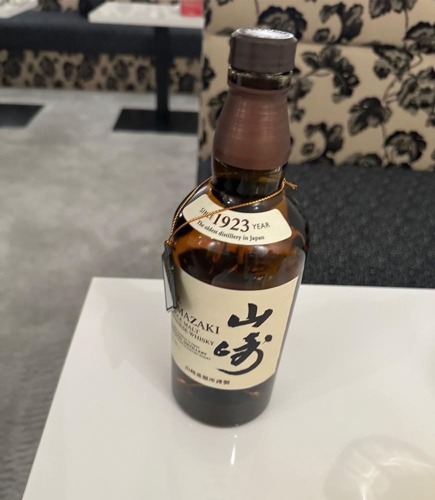 ウイスキー✌🏻ᴖ ̫ᴖ✌🏻でびゅ