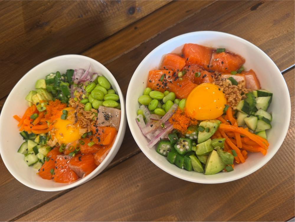 ポキ丼食べいってきた♡