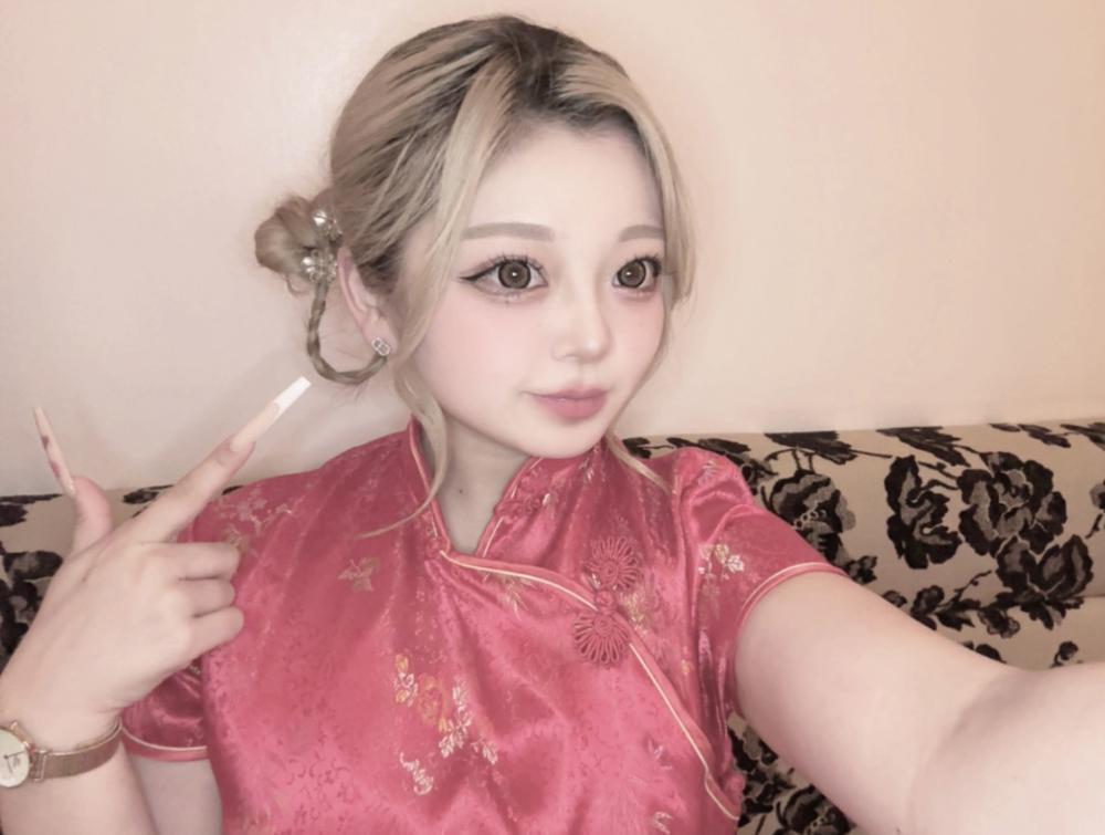 ヘアメ自分でやったの❣️