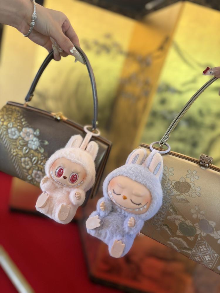 しゅ((꜆꜄•௰•)꜆꜄꜆