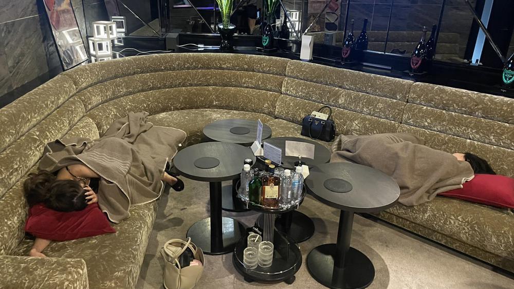 ビジネスホテル　ザナドゥ