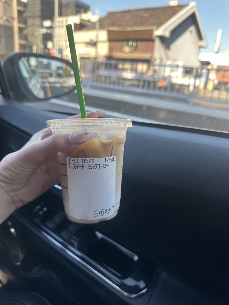 スタバみんな何飲む❓